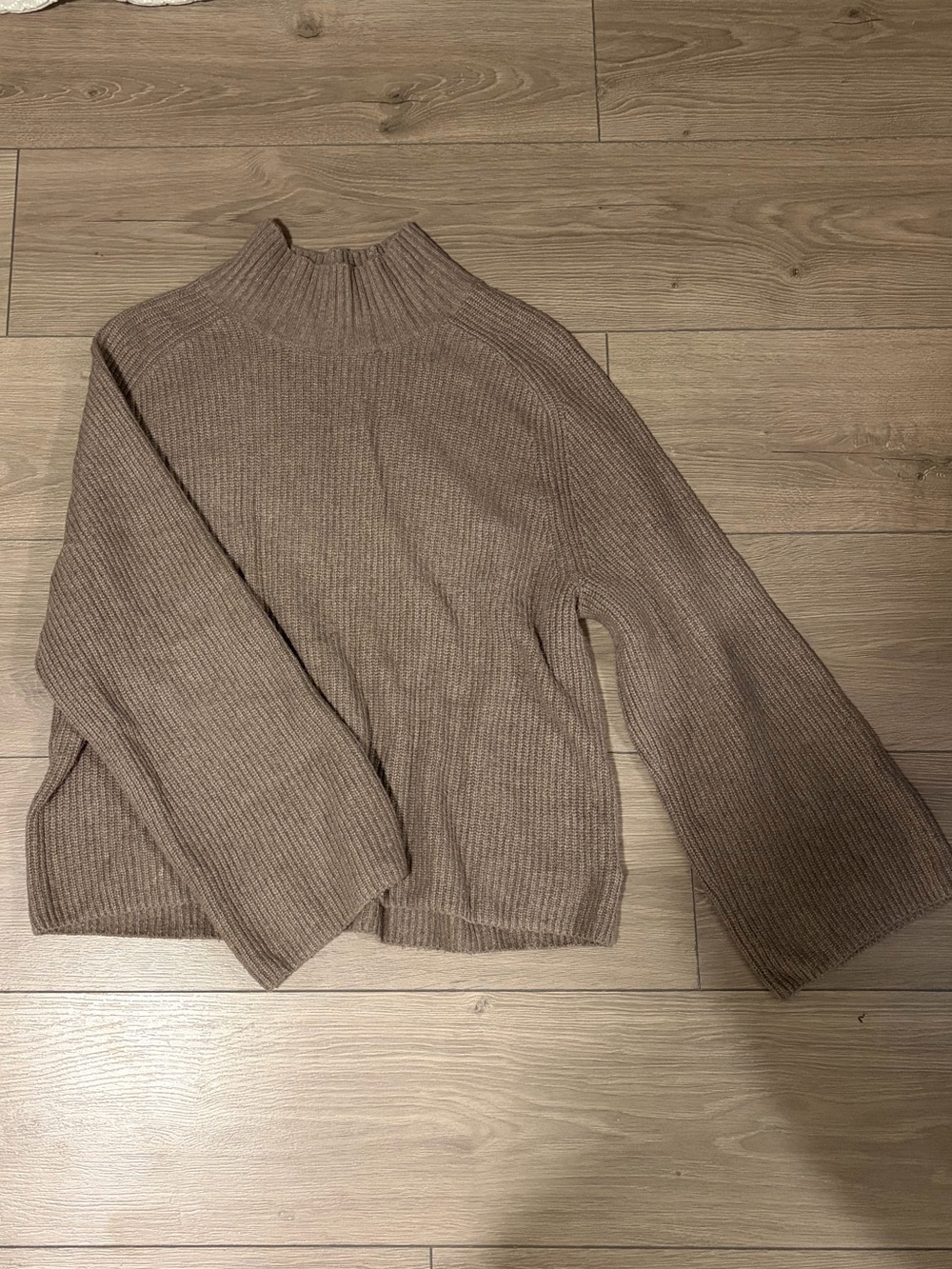GAP turtle neck sweater